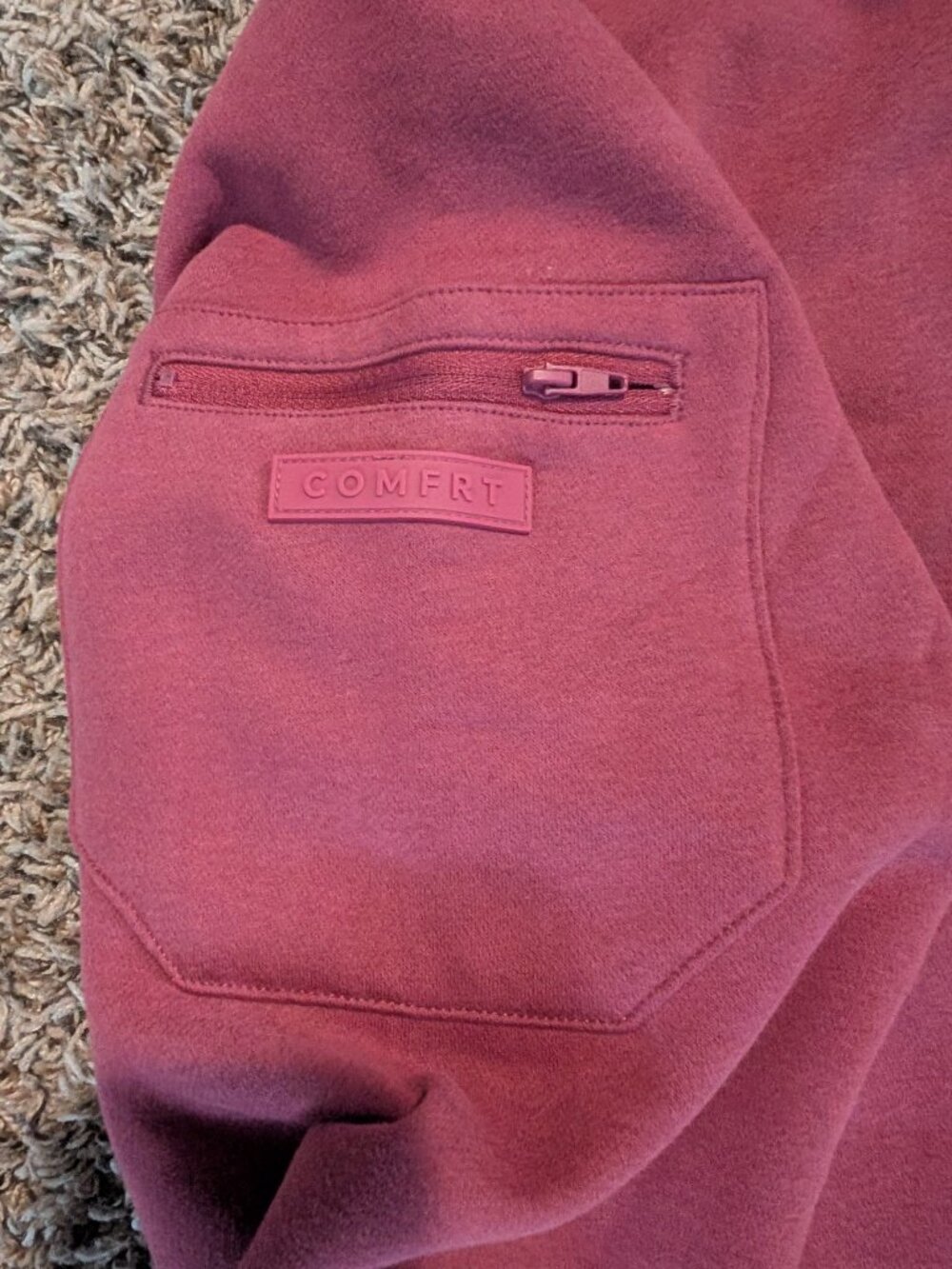 Comfrt Travel Essentials Zip Hoodie - Womens - Limited Edition Berry Color - Lg - Picture 3 of 4